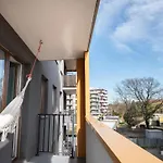 Nighthost Kleczkowska 49 M 20