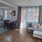 Nighthost Kleczkowska 49 M 20